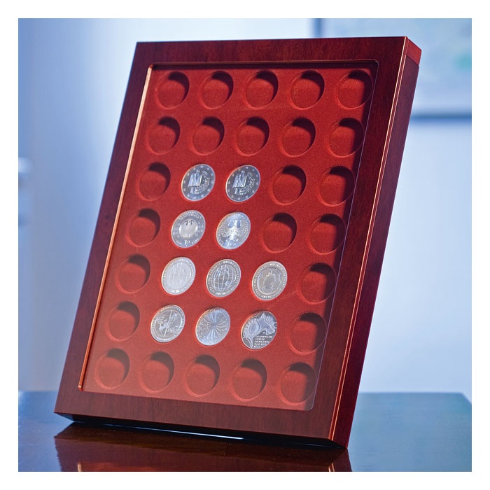 Vitrína LOUVRE na 10 EURO, 10 DM, 20 sFR. mince, bez kapslí (MV35R/32)